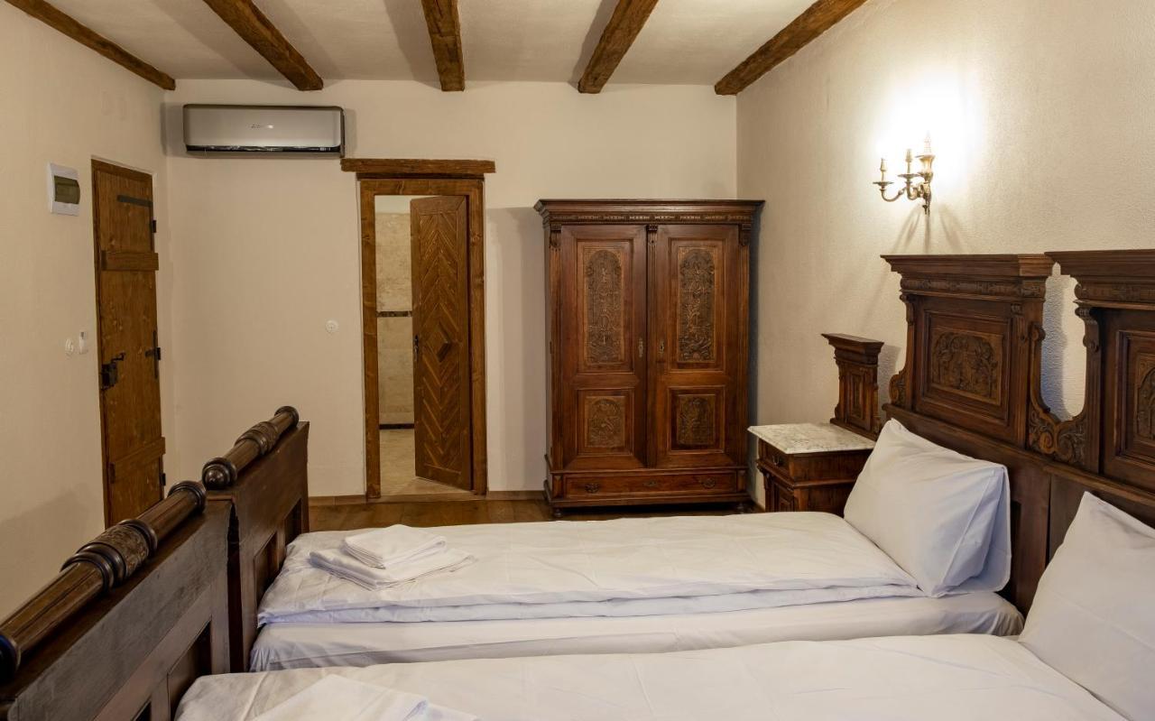 The Throne - M Museum Hotel Sighişoara Extérieur photo