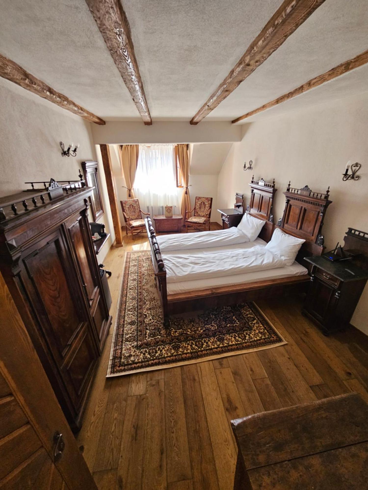 The Throne - M Museum Hotel Sighişoara Extérieur photo
