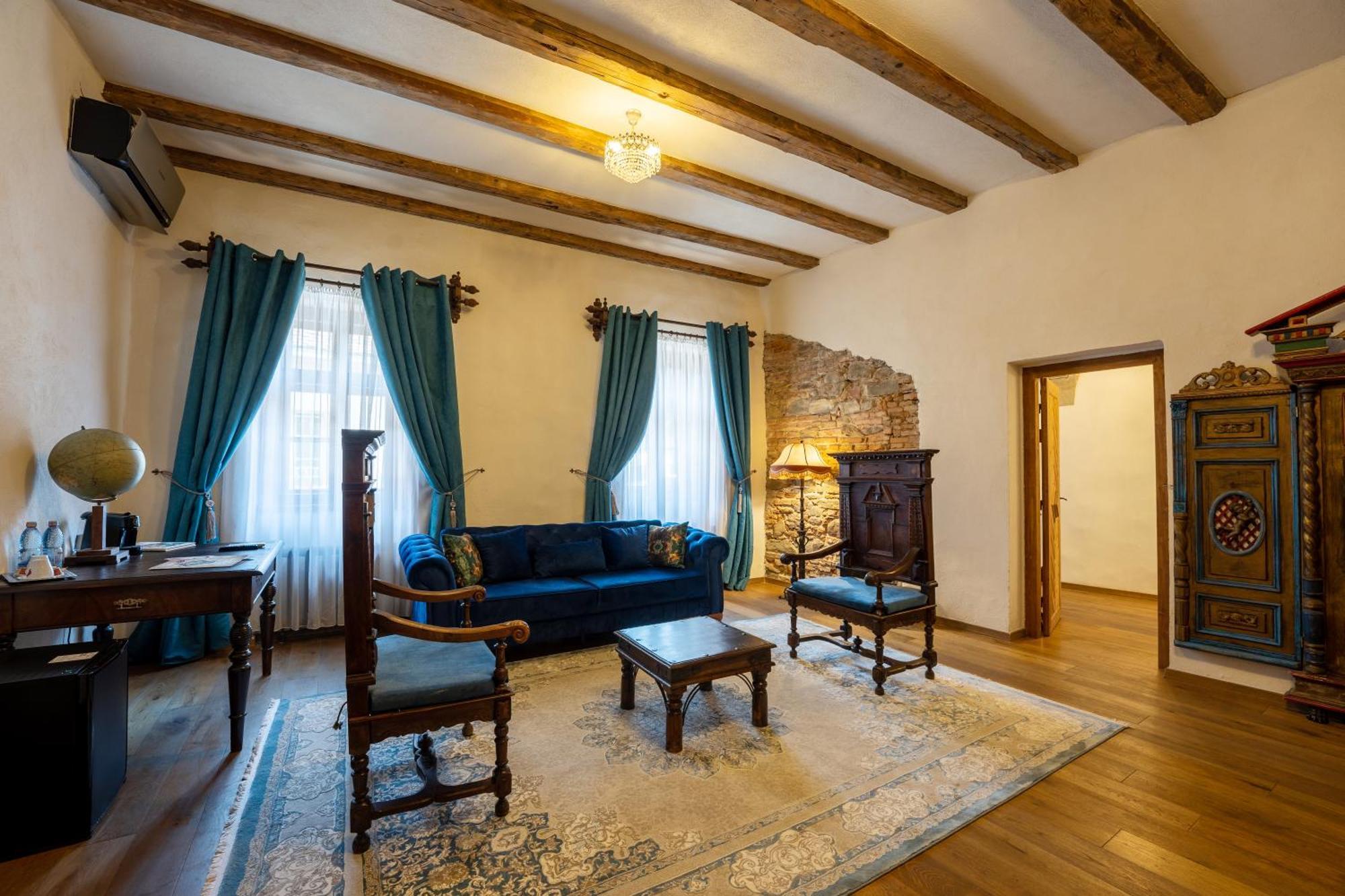 The Throne - M Museum Hotel Sighişoara Extérieur photo